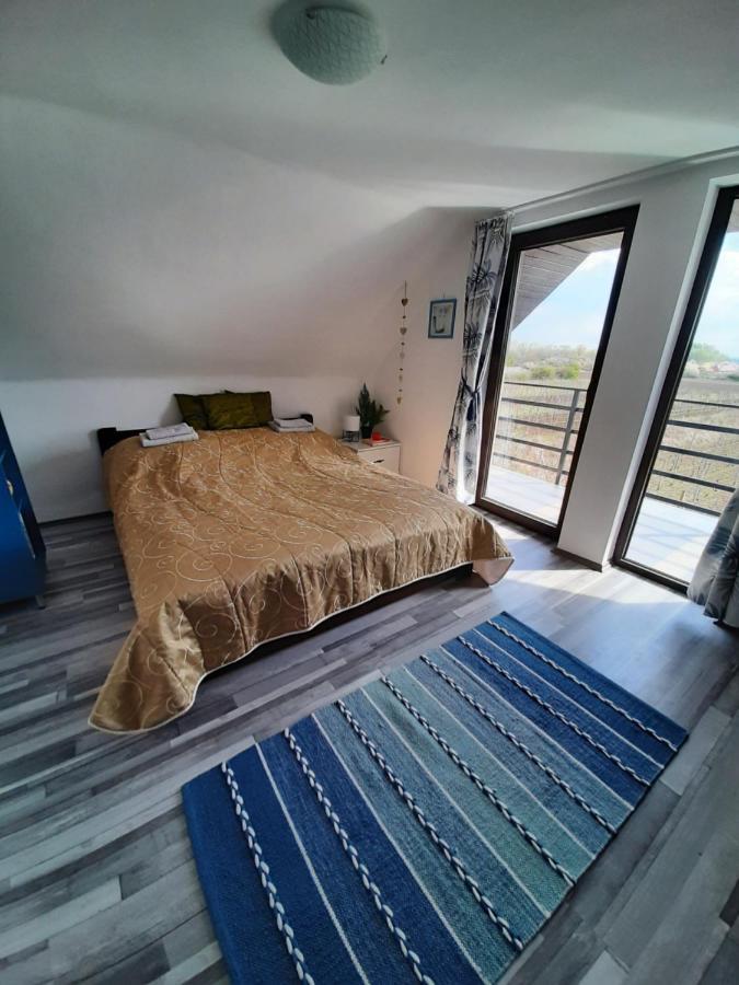 Grapeline Guesthouse Chotin 외부 사진