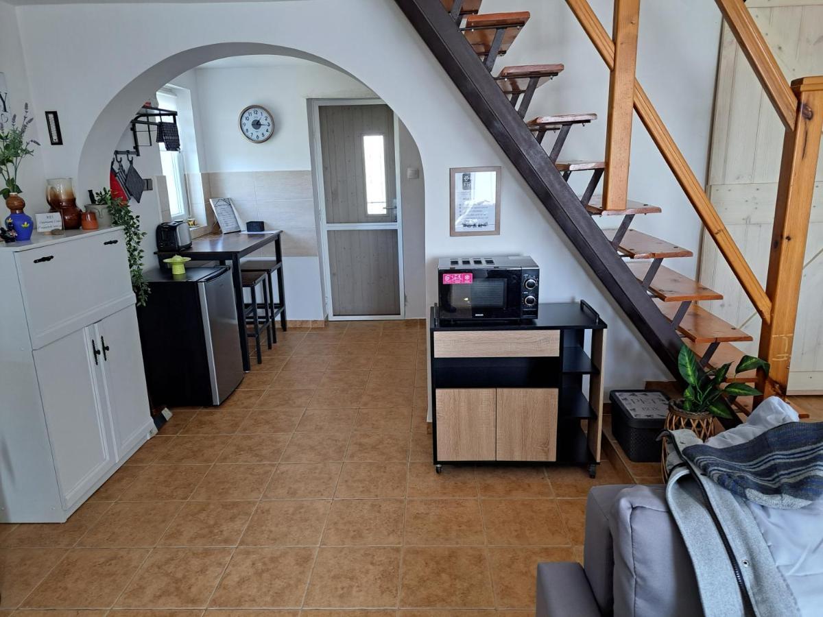 Grapeline Guesthouse Chotin 외부 사진