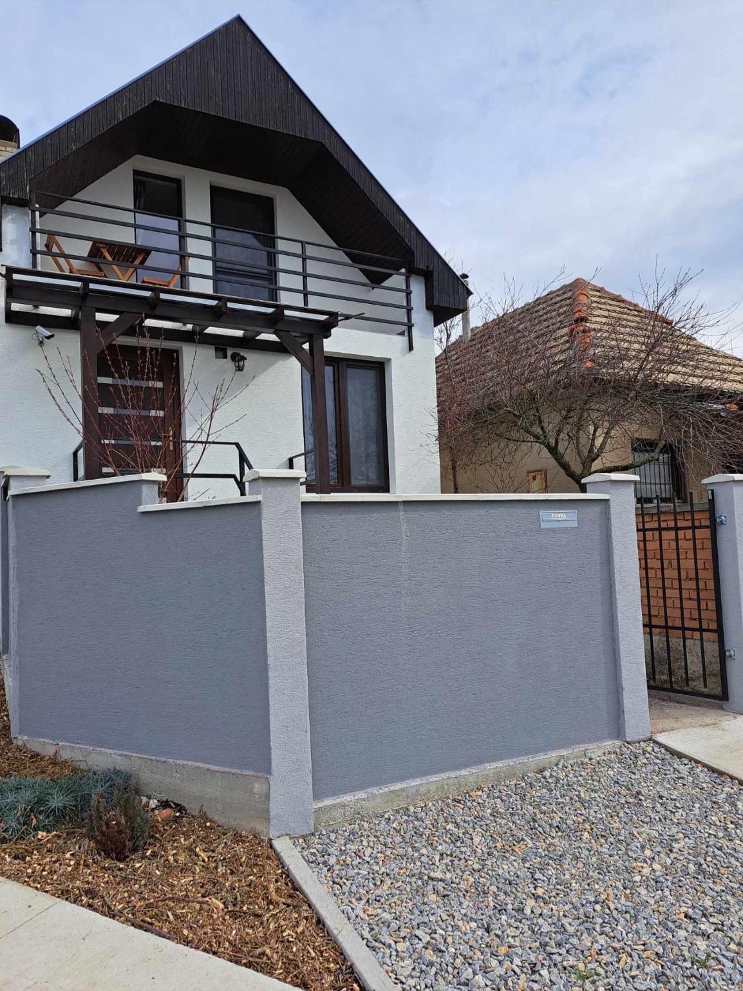 Grapeline Guesthouse Chotin 외부 사진