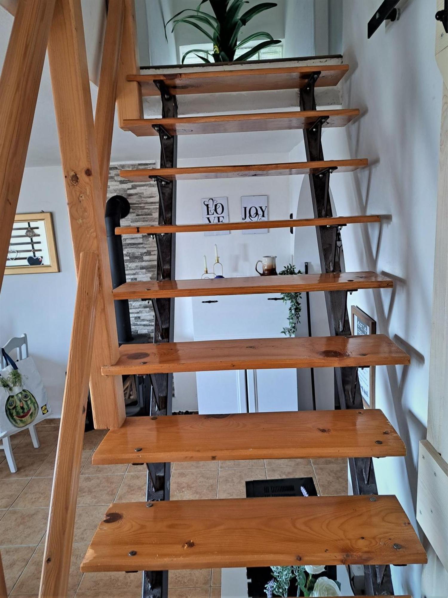 Grapeline Guesthouse Chotin 외부 사진